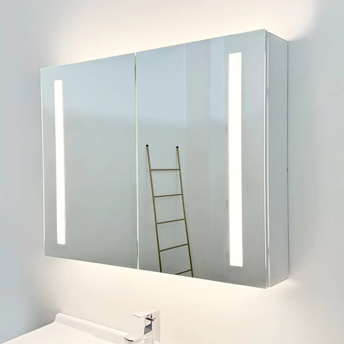 Badnor Marikken 90cm mbl.pk. (2241) Lilly speilskap