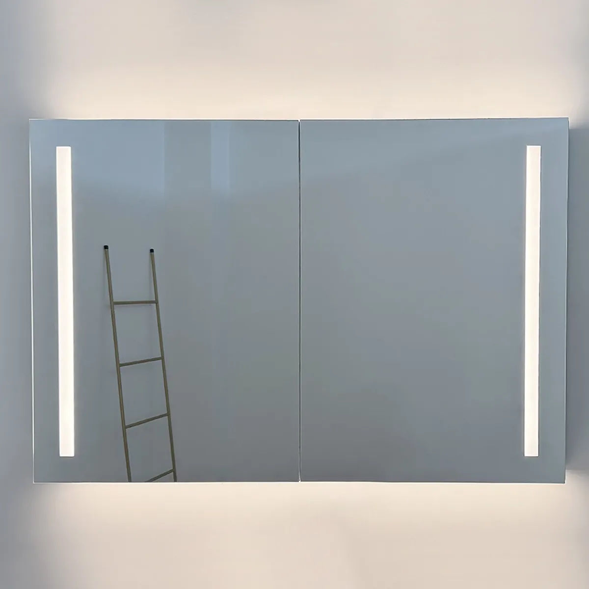 Badnor Maiken 120cm mbl.pk (9607) Lilly speilskap m/lys