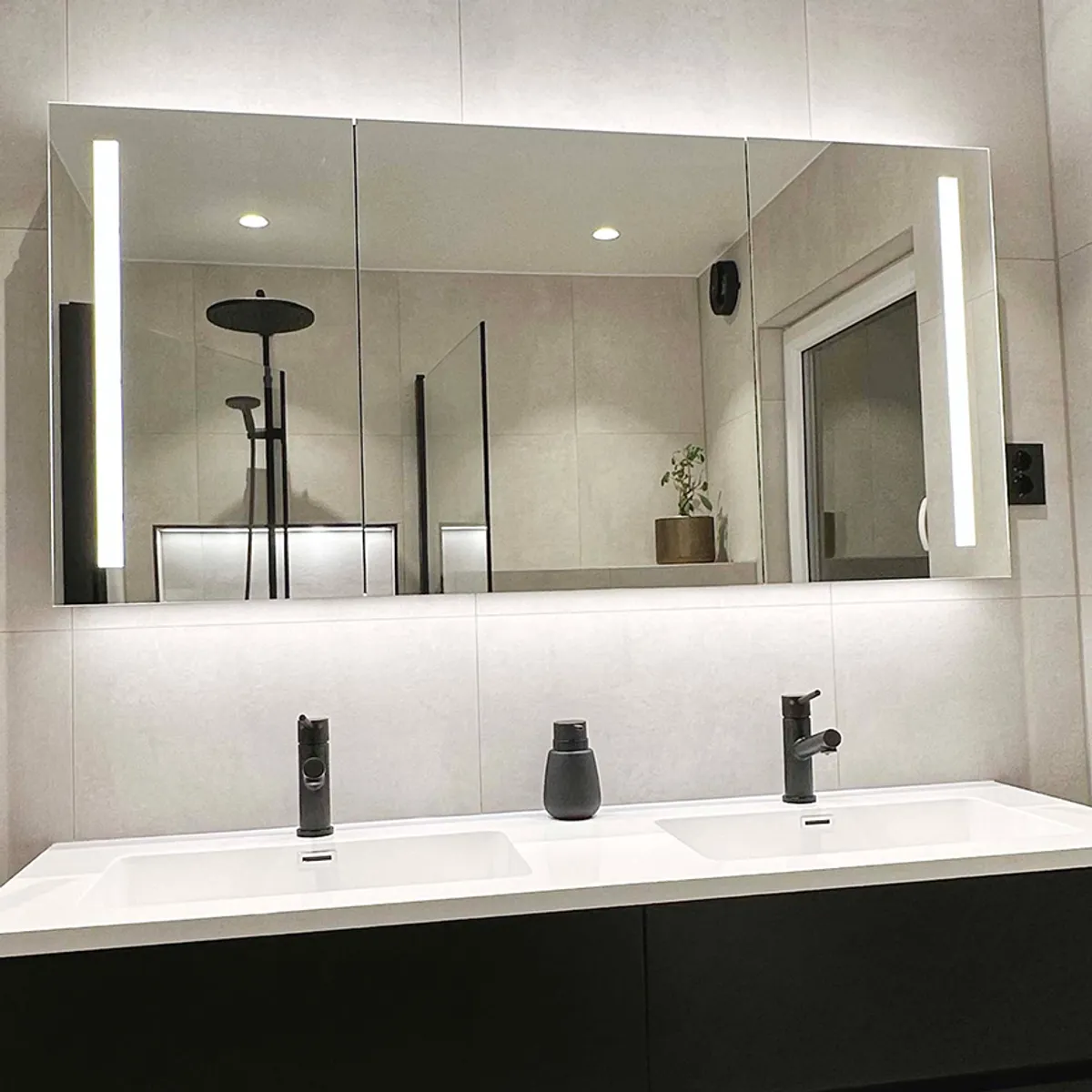 Badnor Melissa 150cm mbl.pk (98650) Leah speilskap m/lys