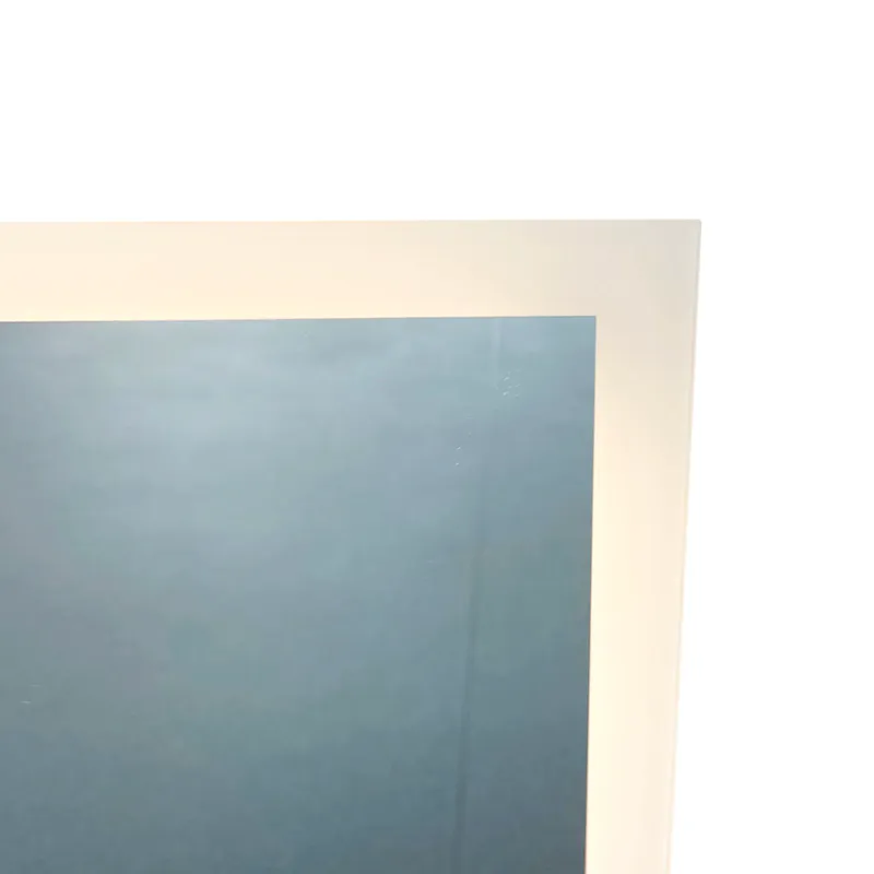 Badnor Lotte baderomsspeil (80x75cm) med LED-belysning